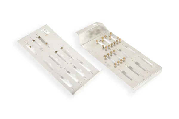 Oryginalny element skrzynki elektrycznej o numerze katalogowym 013709.0