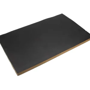 Oryginalna mata izolująca osłony silnika o wymiarach 50X820X1310 i numerze katalogowym 542147.0