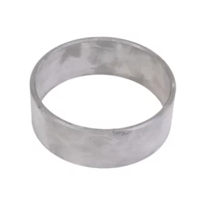 Oryginalna tuleja metalowa zawieszenia przedniej osi o wymiarach 115 x 125 x 44 mm i numerze katalogowym 6000103312