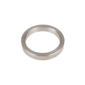 Oryginalny pierścień dystansowy o wymiarach R25 x 4 x 4 mm