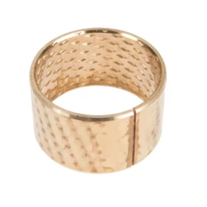 Oryginalna tuleja wału zdawczego silnika o numerze katalogowym 3225358M1