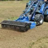 Oryginalna brona aktywna o numerze katalogowym C890521, przystosowana do współpracy z ładowarkami marki MultiOne. Brona aktywna posiada 12 zębów aktywnych przy szerokości roboczej 130 cm.