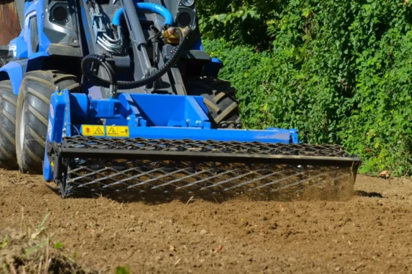 Oryginalna glebogryzarka separacyjna o szerokości roboczej 132 cm i numerze katalogowym C890524