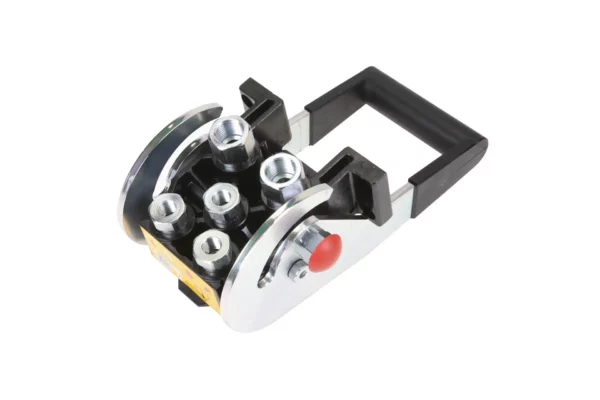 Oryginalne złącze hydrauliczne hederu o numerze katalogowym 101895032