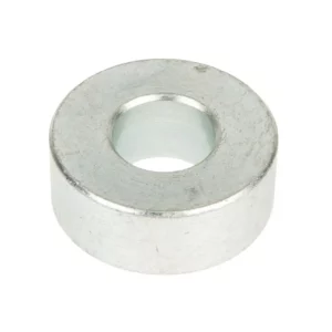 Oryginalny dystans R17-38 x 15mm o numerze katalogowym VA202769 stosowany w maszynach marki Massey Ferguson.