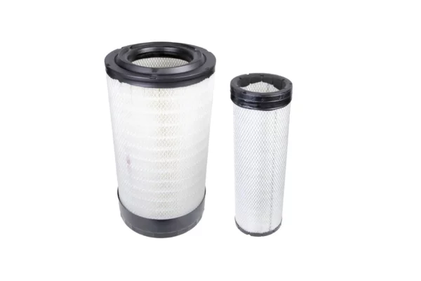 Zestaw filtrów powietrza marki Donaldson o numerze katalogowym X770687