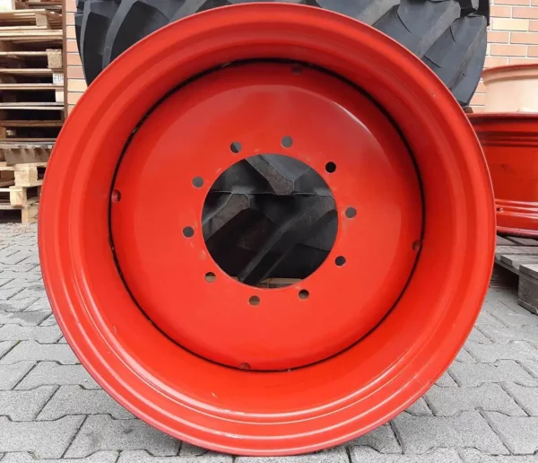 Oryginalna felga stalowa o rozmiarze W18L x 28 i kolorze czerwonym
