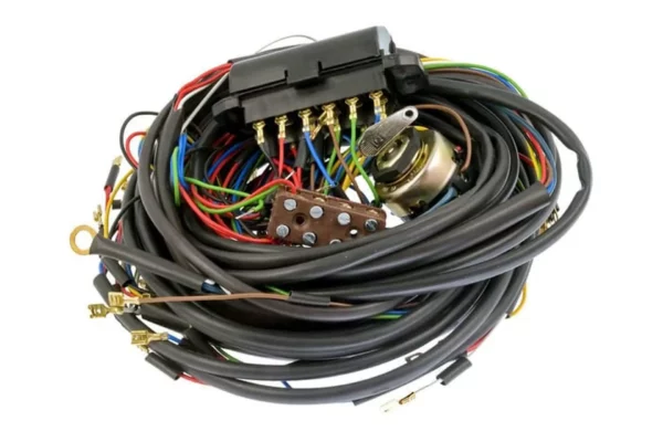 Instalacja elektryczna C 360-3P