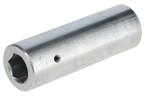 Element dystansowy