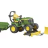 Bruder Kosiarka samojezdna John Deere z przyczepą i ogrodnikiem