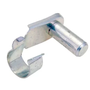 Oryginalna spinka zabezpieczająca linki dźwigni sterujących o wymiarach 6 x 12 mm i numerze katalogowym VA025660