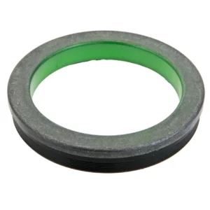 Pierścień simering o wymiarach 62 x 78/81 x 10/13