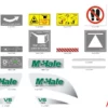 Oryginalna naklejka tylny panel V6 logo o numerze katalogowym CST00983, stosowana w prasach marki McHale. Rzeczywisty kolor naklejki jest inny, ponieważ pokryta jest folią.-schemat